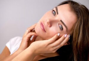 Tips Wajah Putih Berseri saat Lebaran Idul Fitri Menurut dr. Zaidul Akbar, Cukup Minum Ini Tiap Hari
