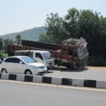 Truk Tanpa Muatan Tiba-tiba Mundur Hampir Tabrak Sejumlah Orang (Pixabay/Joseph Thomas)