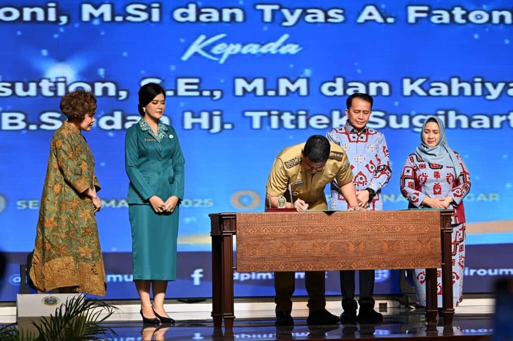 Hari Pertama Berkantor, Bobby Afif Nasution Tekankan ASN Tugas Pemerintah Layani Masyarakat