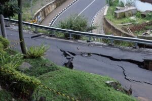 Bencana Longsor Terjadi di Jalan Kota Bogor, Ini Langkah Darurat Pemerinatah