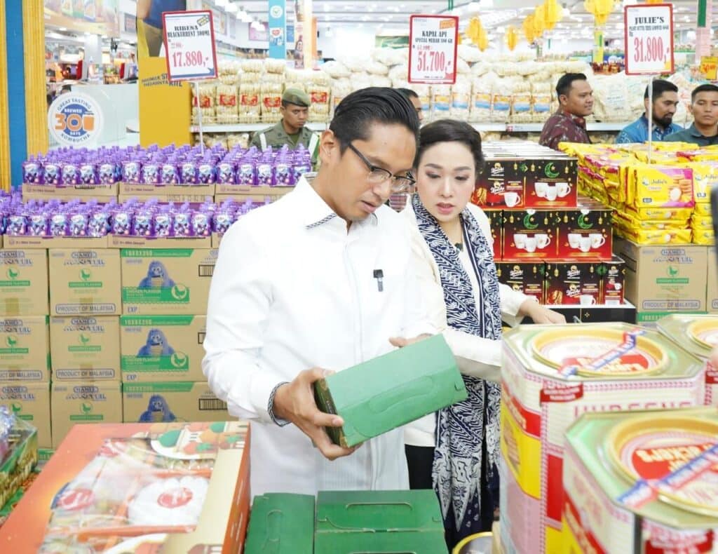 Rico Waas Temukan Permen tidak Jelas Tanggal Kadaluarsanya di Brastagi Supermarket Minta Dicek dan Tarik