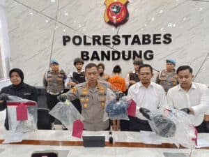 Pembunuh I Remaja Putri Asal Ciamis di Kamar Kos Ciumbuleuit Diciduk, Pelaku Diduga Penyuka Sesama Jenis…