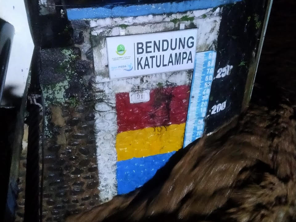 Bendungan Katulampa siaga 2 pasca hujan deras di Bogor. (Nicko/KIS)
