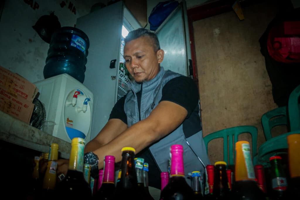 Pemkot Bogor Gempur Warung Miras, 1.800 Botol Disita