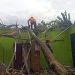 Puluhan rumah di Kabupaten Bekasi rusak kena puting beliung. (Ist)