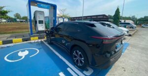 ASTRA Infra Siapkan Stasiun Pengisian Kendaraan Listrik Umum