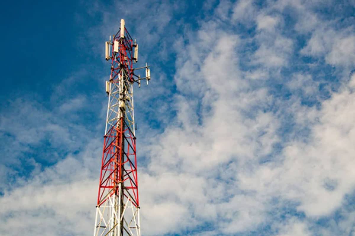 Tower BTS 30 Meter di Bekasi Roboh Diterjang Angin Puting Beliung (Pixabay/Willgard Krause)