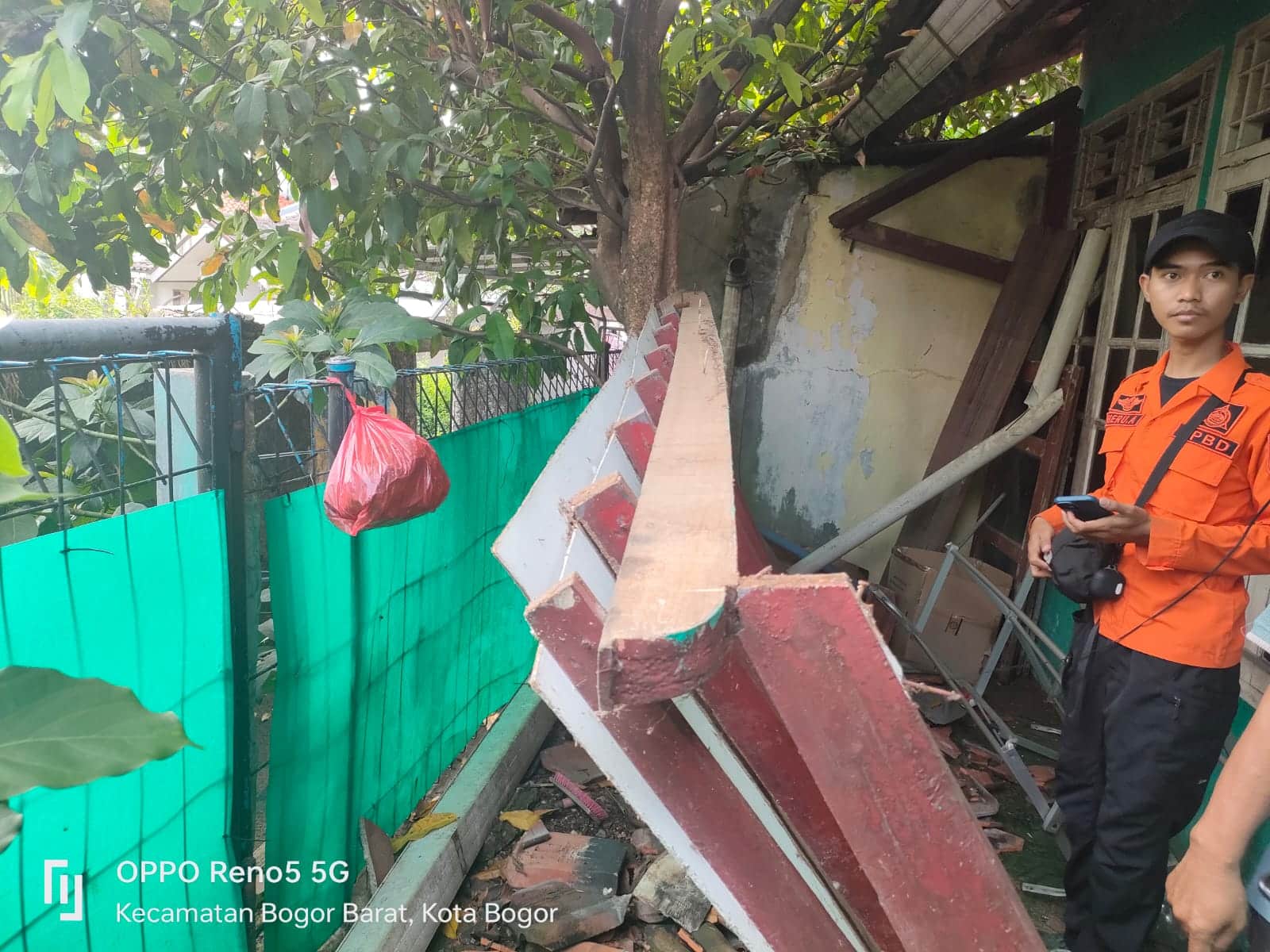 Langkah preventif, BPBD mengingatkan masyarakat untuk selalu siap siaga dan mengikuti prosedur keselamatan saat terjadi bencana alam. (KIS/IST)