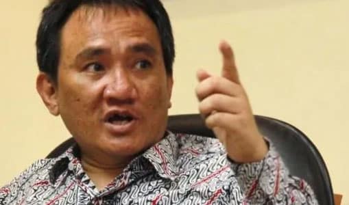 Andi Arief Minta Jokowi Tempuh Jalan Tabayun Soal Tuduhan Ijazah Palsu