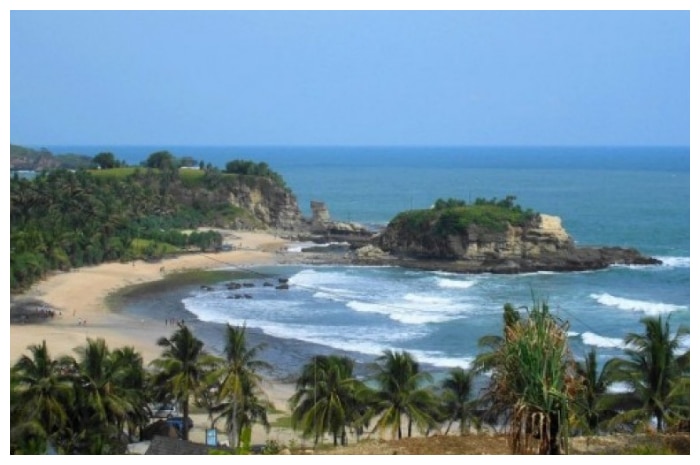 Pantai Batu Gong: Wisata Alam yang Menyajikan Ombak Menggelegar dan Keindahan Laut