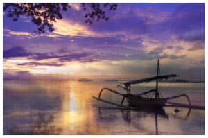 Menikmati Sunset dan Seafood di Pantai Jimbaran