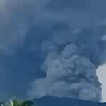 Gunung Dukono kembali erupsi Selasa pagi