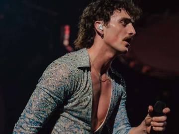 Queen Kembali ‘Hidup’ di Coachella 2025, Benson Boone Sukses Bawakan Bohemian Rhapsody