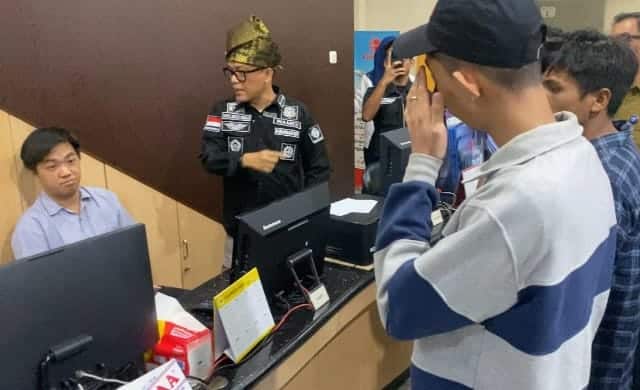 VIRAL Sanel Tour and Travel Terancam Ditutup, Wamenaker Minta Ijazah Karyawan Segera Dikembalikan