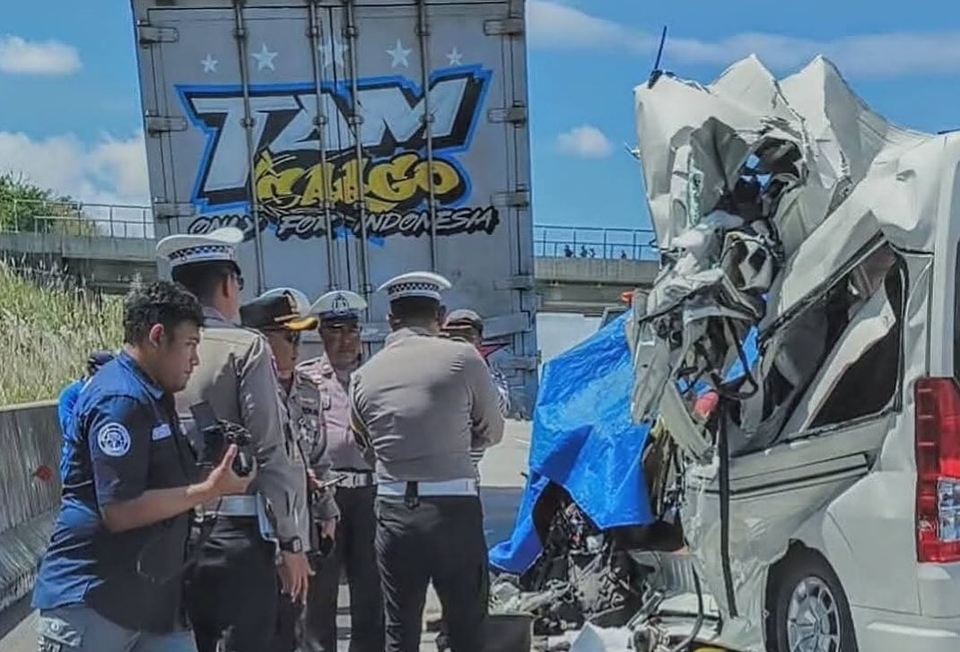 Identitas Lengkap 3 Korban Tewas Kecelakaan Maut Travel di Tol Cisumdawu
