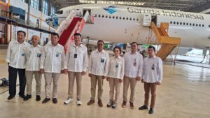 Garuda Indonesia Perkuat Layanan Haji Lansia dengan 562 Kru Kabin