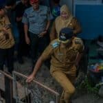 warga bantaran cisadane