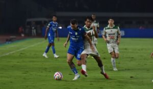 Persib Hajar PSS Sleman 3-0 di GBLA, Maung Bandung Kian Dekat ke Gelar Juara Liga 1 2024/2025