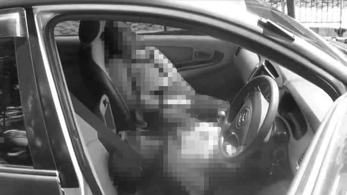 Sepasang kekasih ditemukan tewas dalam mobil di Surabaya. (Ist)