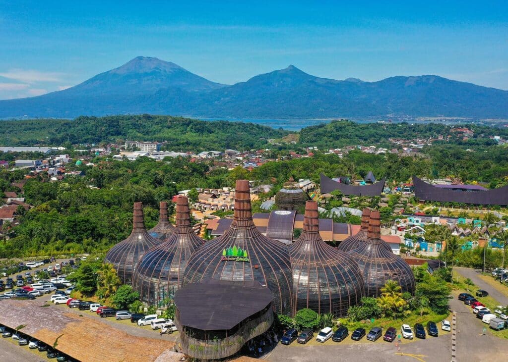 Dusun Semilir: Destinasi Wisata Favorit Warga Jateng dengan Konsep Unik