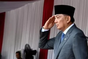 Menhan Sjafrie Sjamsoeddin Lantik Frank Hutapea dan Sabrang Noe jadi Tenaga Ahli