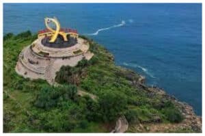 Pesona Pantai Krakal, Pasir Putih dan Keindahan Alam yang Menawan