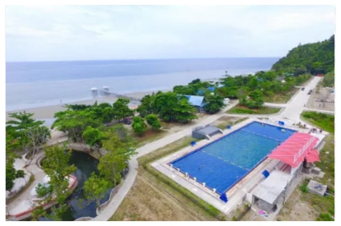 Liburan Seru dan Tenang di Pantai Berova, Sulawesi Tenggara