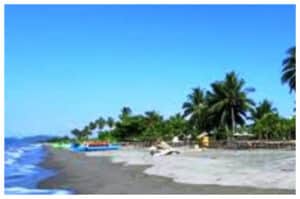 Menikmati Keindahan dan Keteduhan Pantai Baliri di Sulawesi Barat