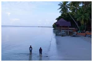 Snorkeling di Pantai Sombu: Menyelami Pesona Laut Wakatobi