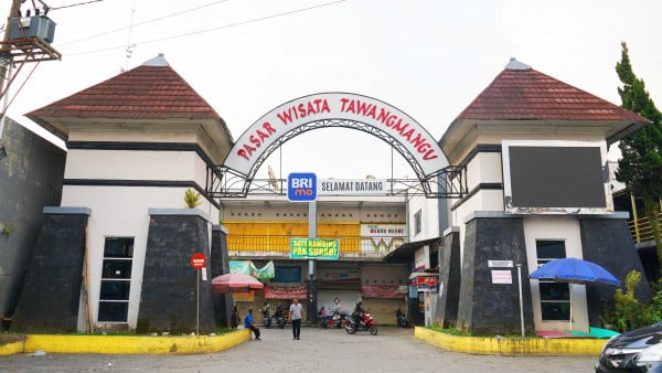 Pasar Wisata Tawangmangu
