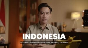 Denny Indrayana: Siapa yang Bisa Tunjukkan Ijazah Asli SMA Gibran Dapat Hadiah Rp1 Miliar!