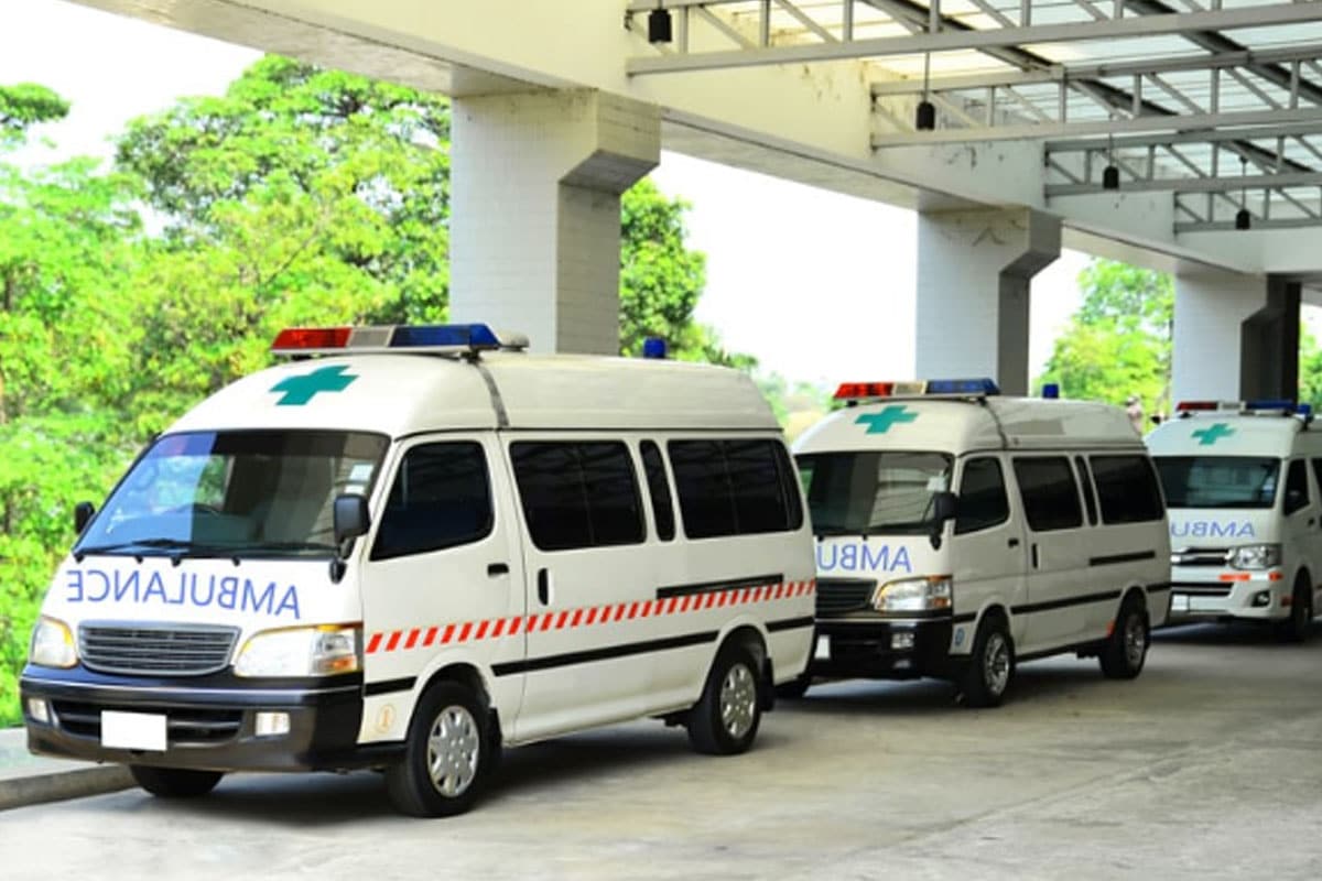 ambulans bawa jenazah