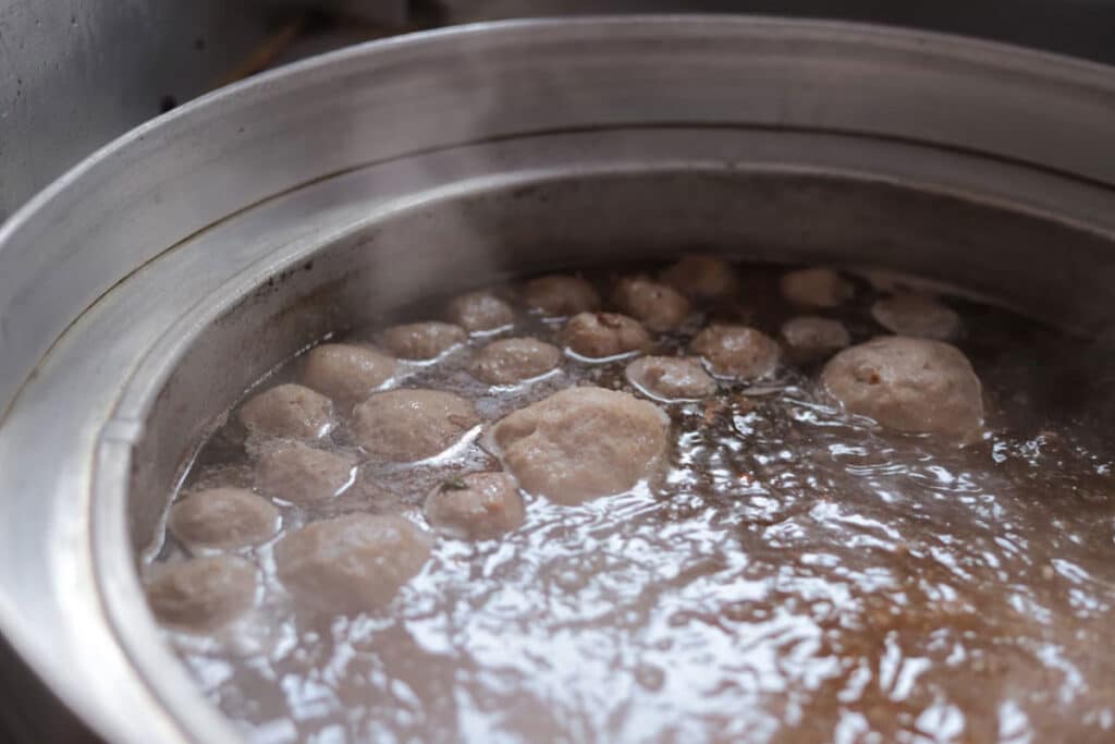 5 Bakso Lezat di Malang, Kuahnya Menyegarkan dengan Rasa Top Abis