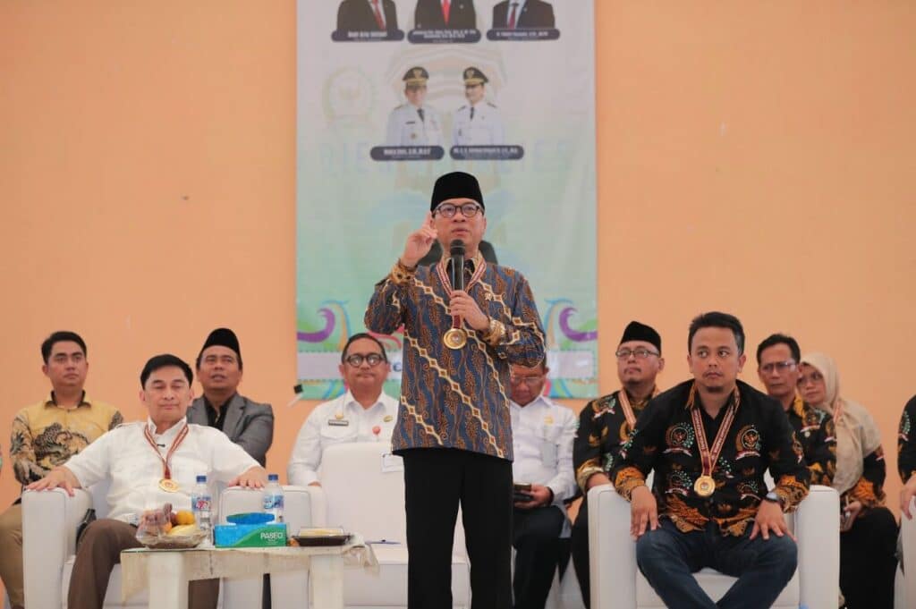 Mendes PDT Yandri Susanto Ditetapkan sebagai Bapak BPD Indonesia, Apresiasi Satgas Pengawasan Kopdes Merah Putih