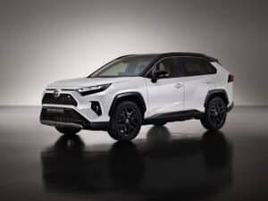 Toyota Luncurkan RAV4, Simak Fitur dan Harganya di Indonesia