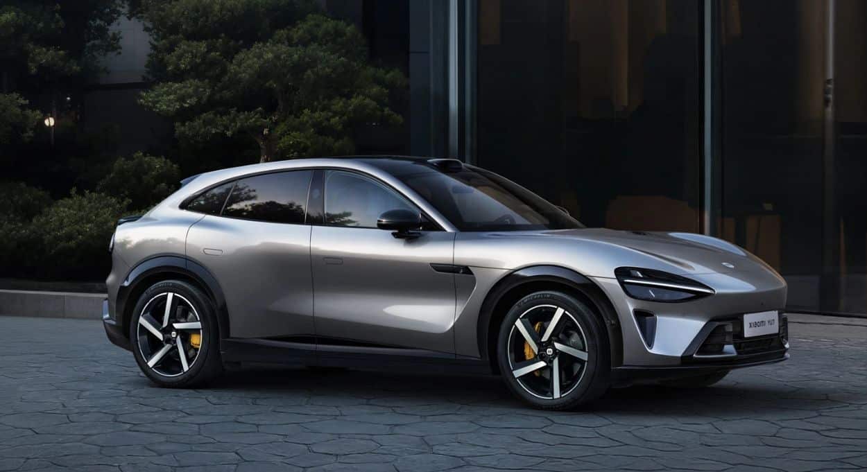 Xiaomi YU7 Warna Titanium