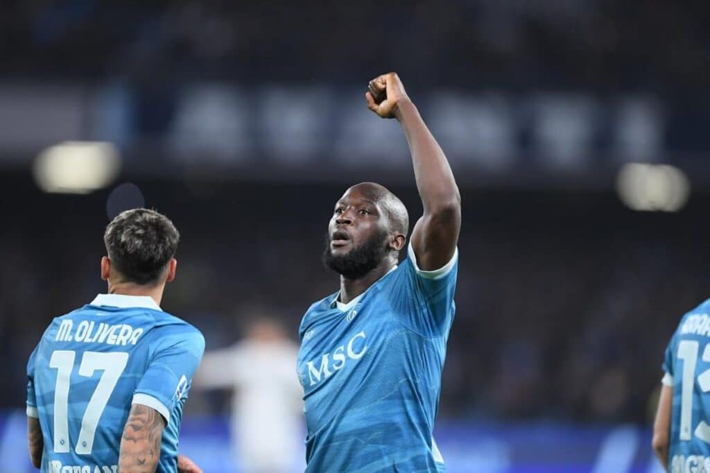 Lukaku Jadi Pahlawan, Napoli Curi Kemenangan 2-1