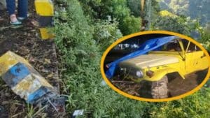 Penampakan Toyota Land Cruiser yang Terjung di Jurang Bromo, Seorang Penumpang Akhir Meninggal