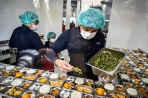 Arahan Prabowo, MBG Juga Diberikan Kepada Guru