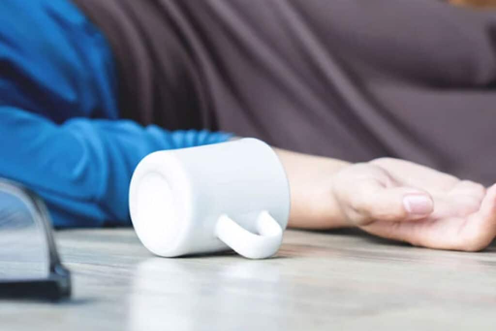 Lagi ada Masalah, Perempuan di Jember Diduga Minum Cairan Pembersih Kamar Mandi