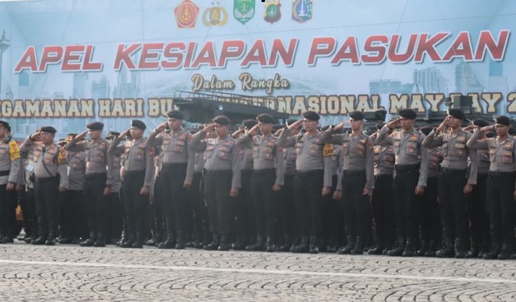 Pengamanan Ketat! Polisi Siagakan Petugas di Sudut Kota Sambut Hari Buruh