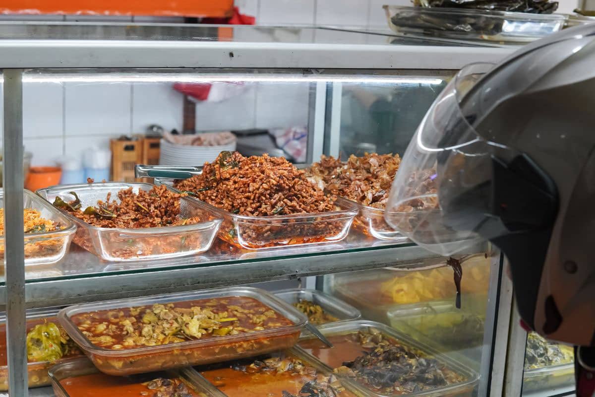 rekomendasi warteg di sentul