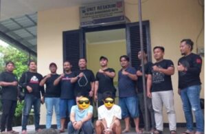 Sadis! Korban Dibunuh Pakai Gunting, Mayatnya Dibakar oleh Dua Pelaku