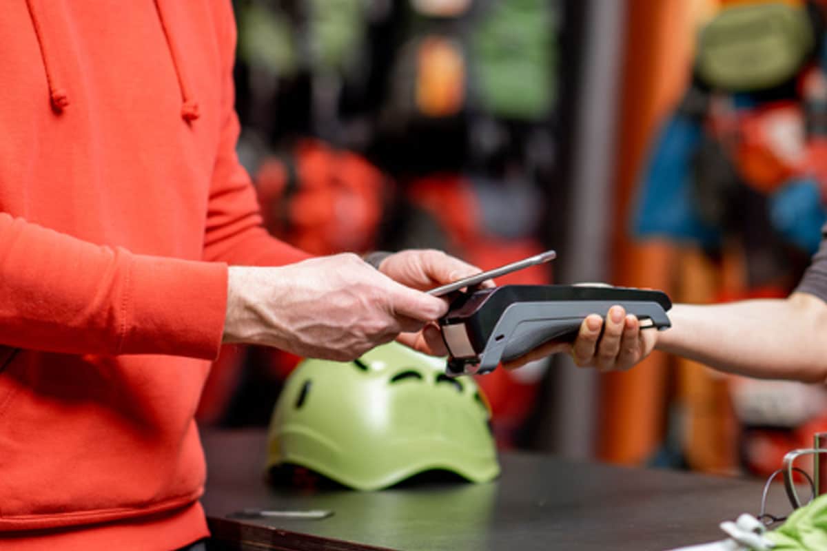 toko perlengkapan olahraga di Depok