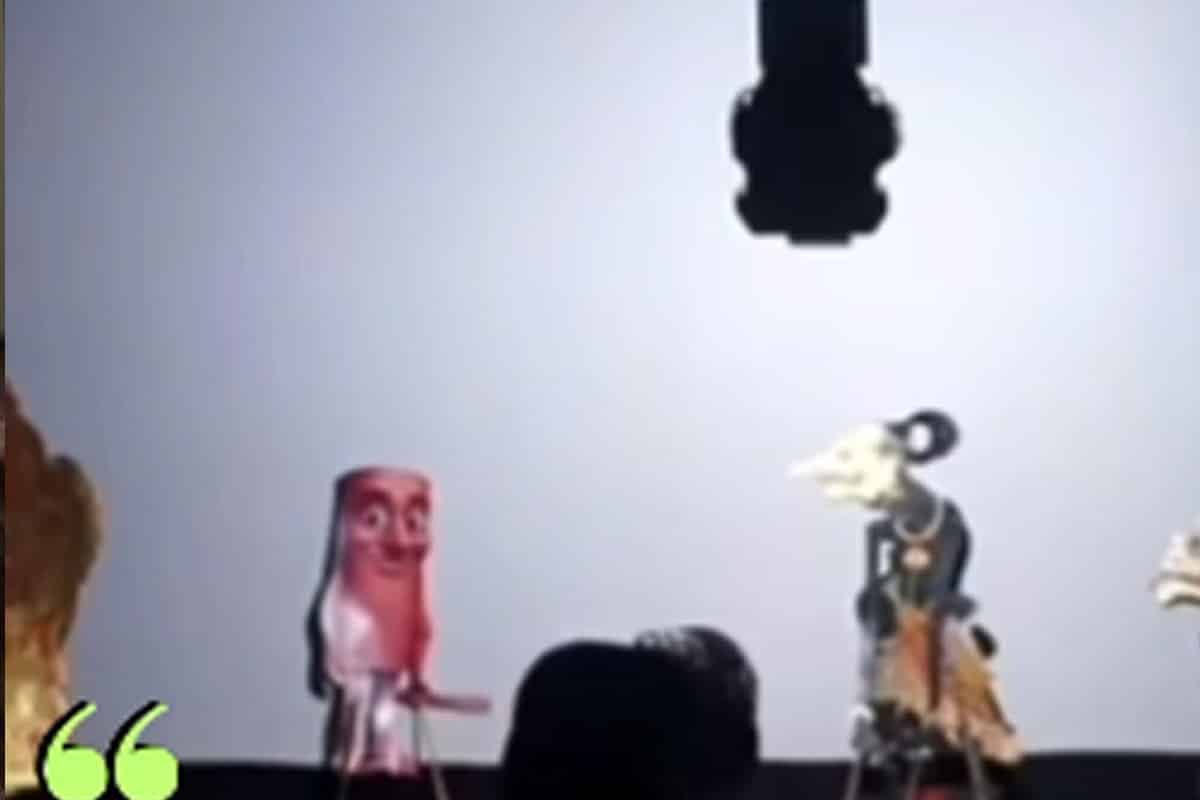 pertunjukan wayang tampilkan tung tung sahur