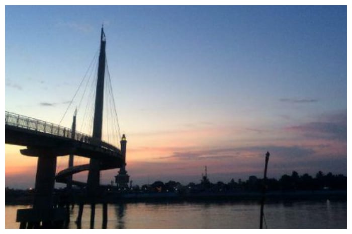 Jembatan Gentala Arasy, Ikon Wisata dan Sejarah di Jambi