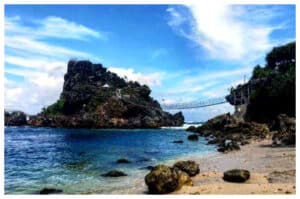 Temukan Kedamaian dan Keindahan di Pantai Nglambor Gunungkidul
