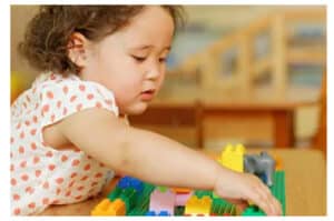 Bantu Anak Tumbuh Optimal dengan Keterampilan Motorik Halus