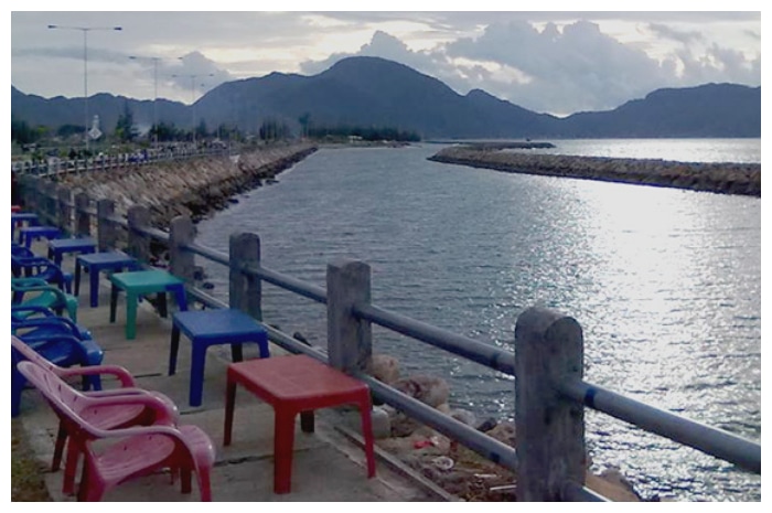 Ulee Lheue, Pantai Cantik dengan Pasir Hitam dan Ombak Tenang di Aceh