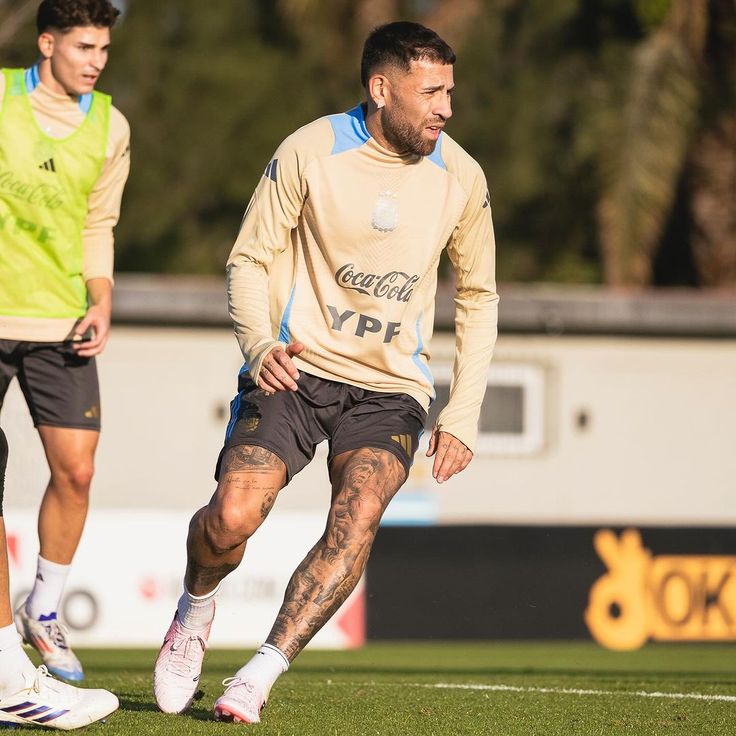 Nicolas Otamendi Resmi Pensiun dari Timnas Argentina, Pesan Harunya Bikin Suporter Tersentuh